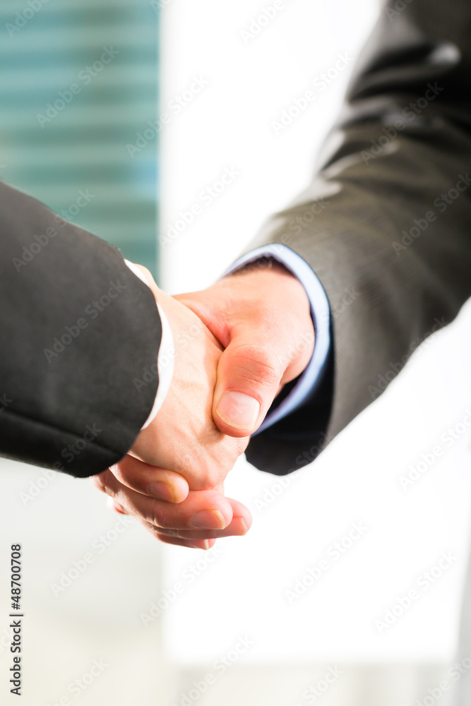 Obraz premium Business people doing Handshake