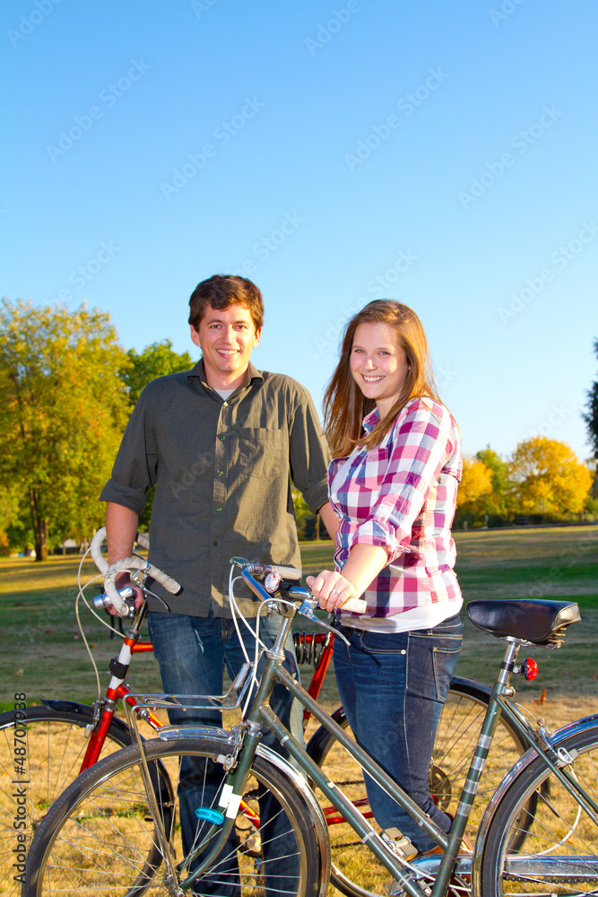 Obraz premium Cycling Couple