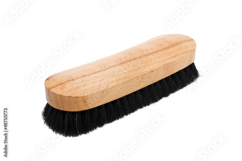 brush shoes