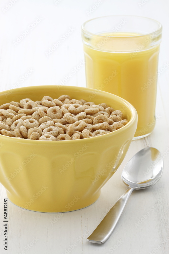 Delicious and healthy honey nuts cereal Delicious and healthy honey nuts cereal