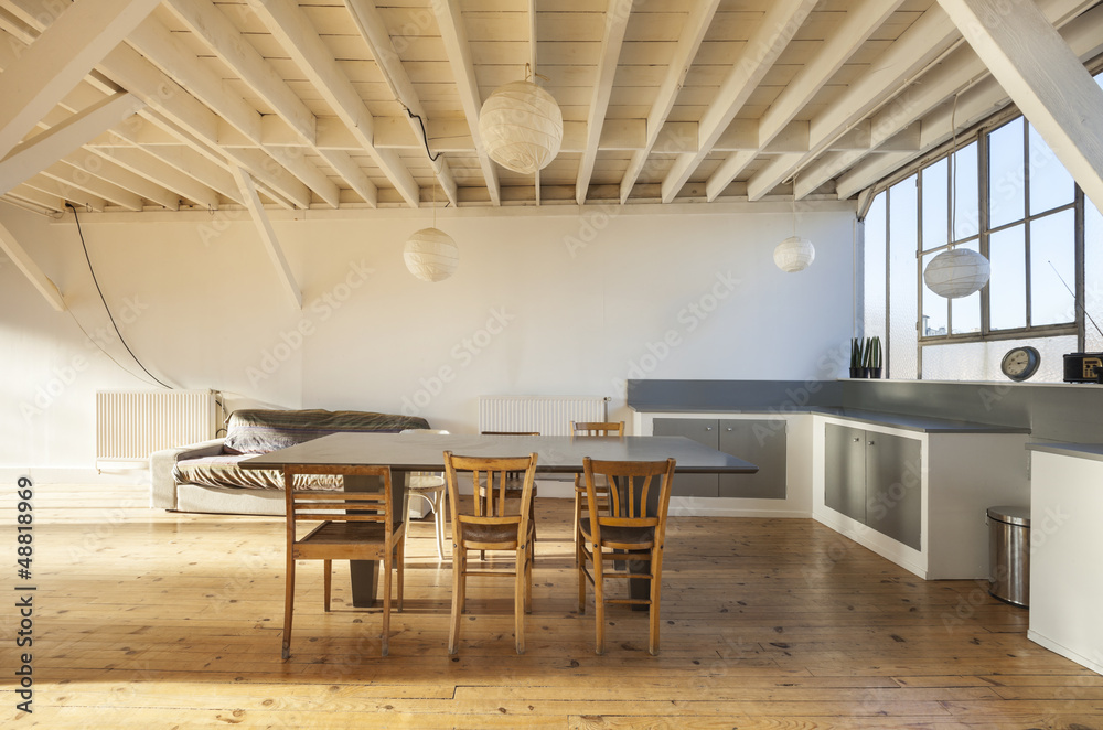 wide room of loft, beams and wooden floor - obrazy, fototapety, plakaty 