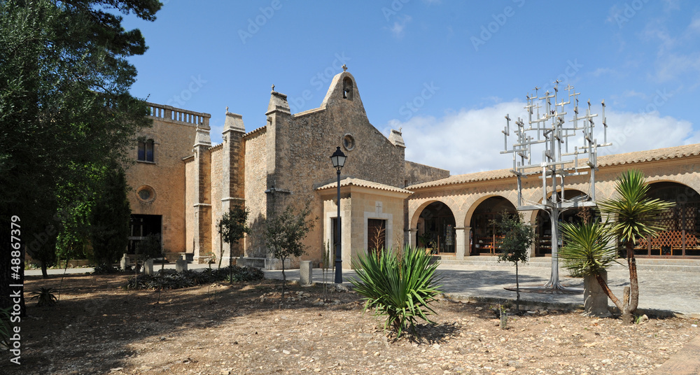 Fototapeta premium Le jardin du sanctuaire de Cura d'Algaida à Majorque