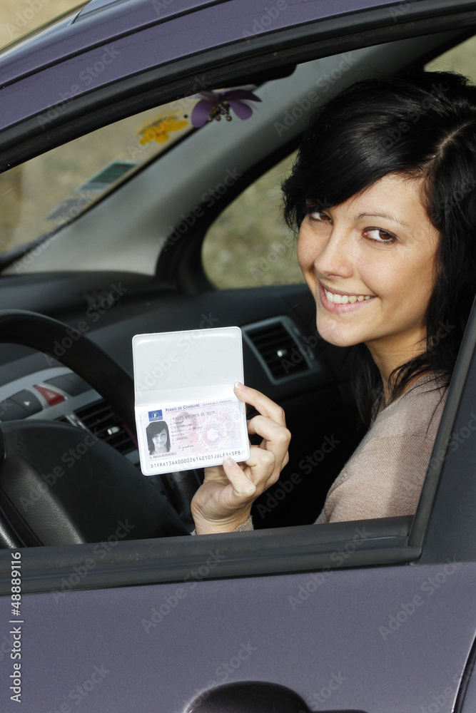 NOUVEAU PERMIS DE CONDUIRE FRANCAIS NOUVEAU PERMIS DE CONDUIRE FRANCAIS