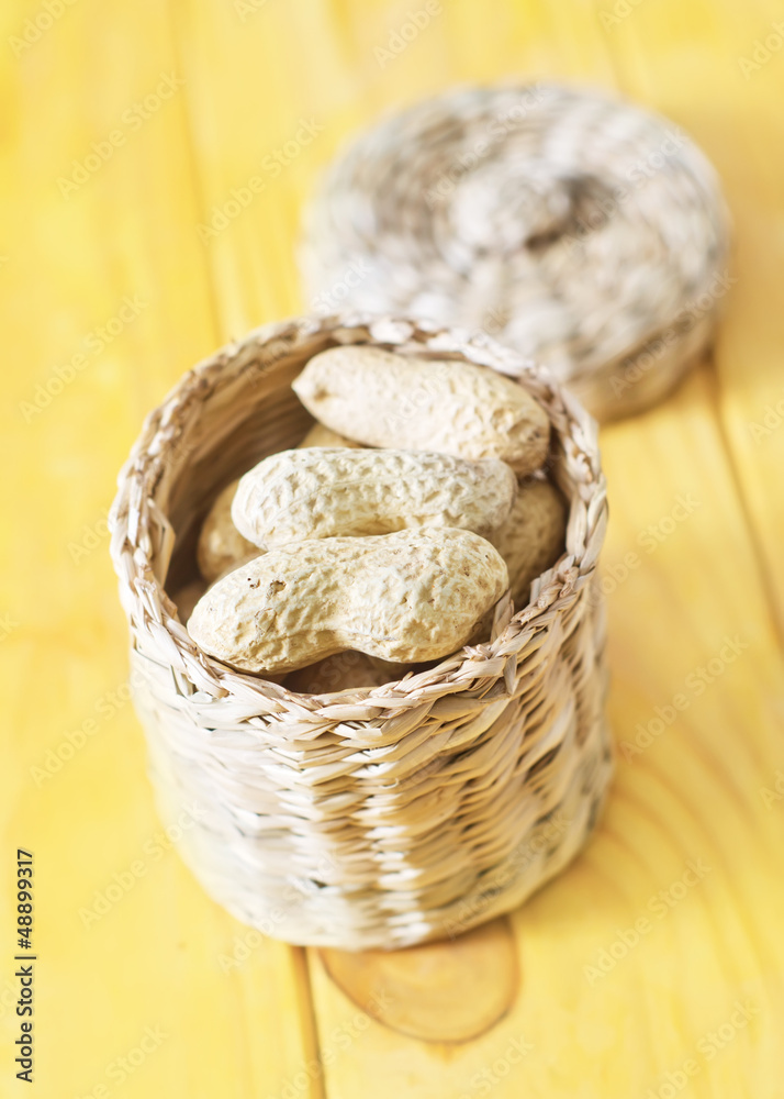 peanuts peanuts