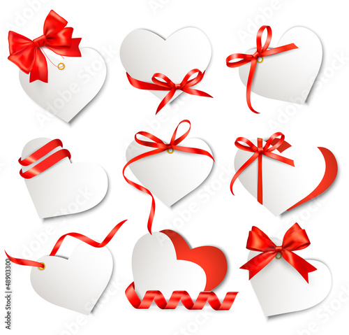Set of beautiful gift cards with red gift bows and hearts. Valen