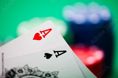 Zwei Asse (Poker)