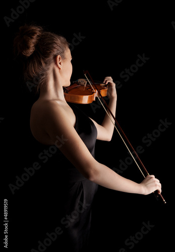 Young woman playing violin