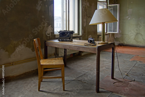 Tableau sur toile zimmer schreibtisch schreibmaschine kamera typewriter camera