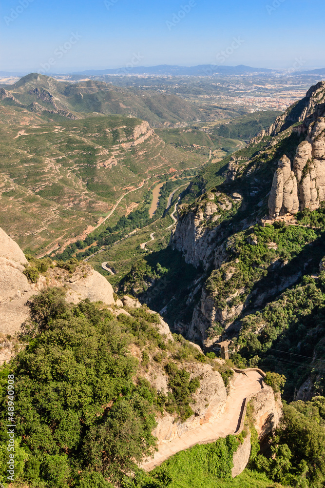 Obraz premium Mountains and Valley