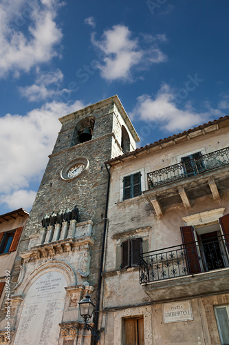 Arquata del Tronto, la Torre Civica in Piazza Umberto I