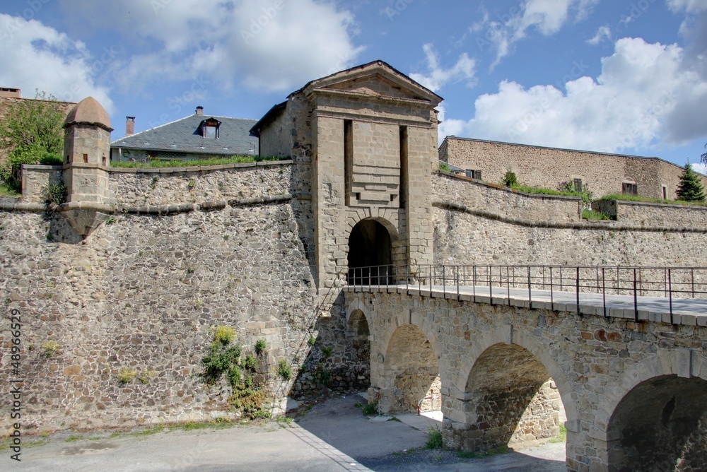 forteresse de montlouis