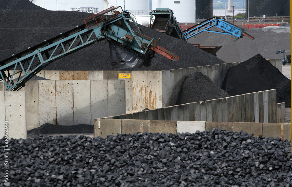 Fototapeta premium Coal processing facility