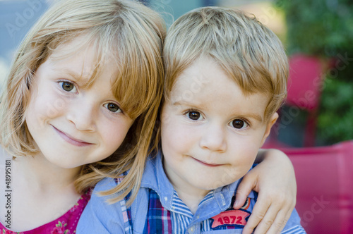 Frère et sœur photo