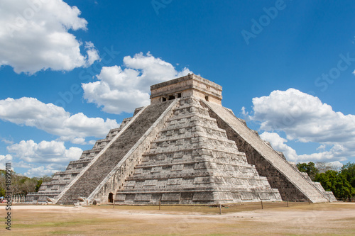 Mayan Pyramid in Chitchen Itza