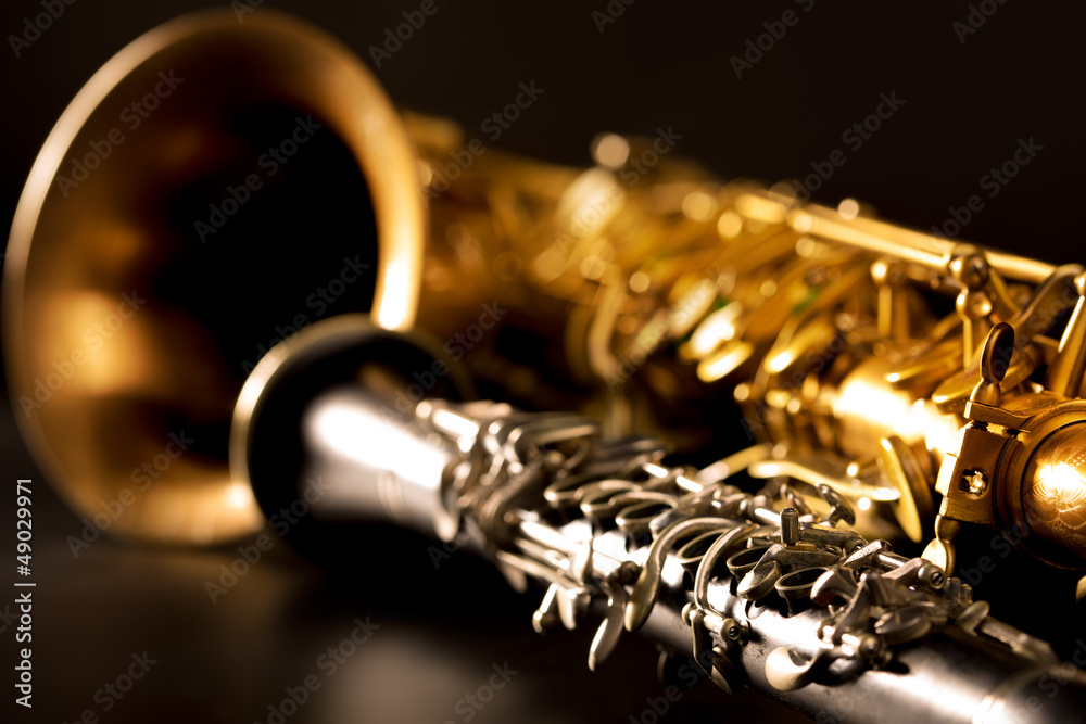 Naklejka premium Classic music Sax tenor saxophone and clarinet in black