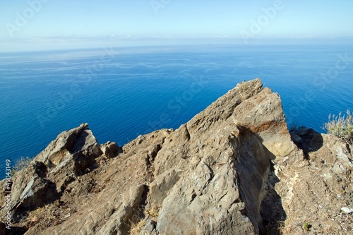 océan atlantique et rocher, île de Madère