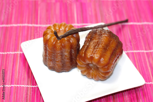 canelés photo