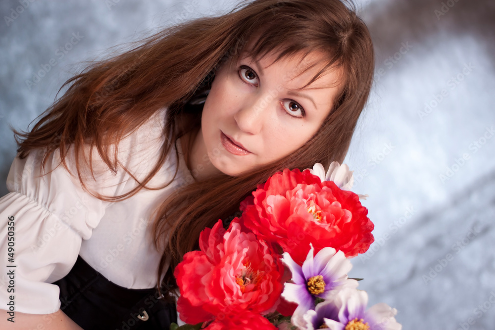 Naklejka premium Medieval woman with flowers