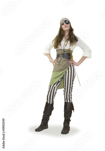 Femme pirate debout
