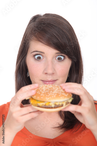 Brunette girl attacked Burger
