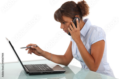 Bilde på lerret Woman calling technical help-desk