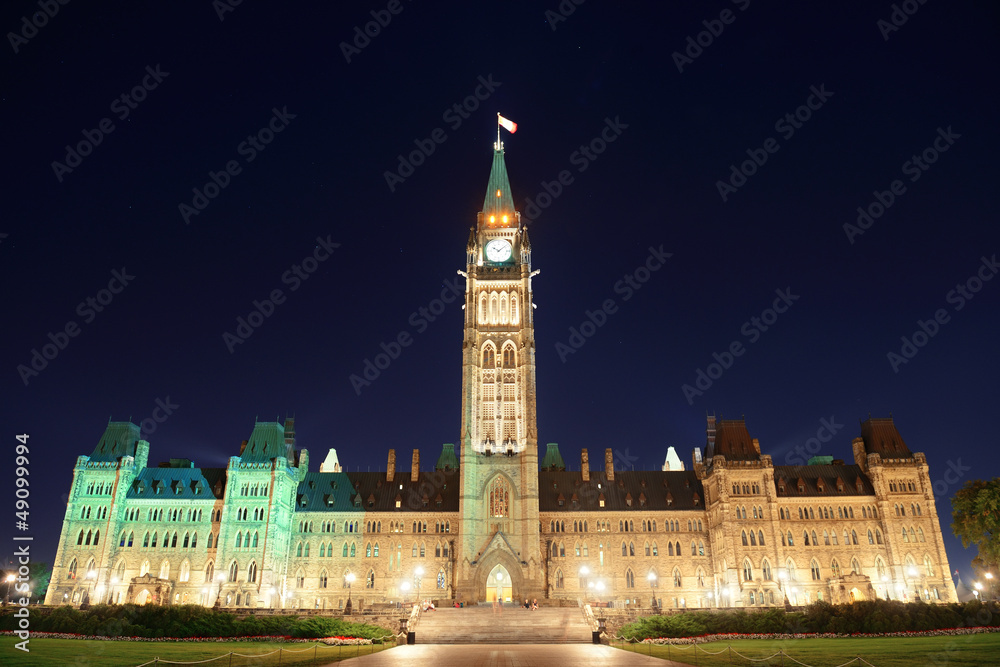 Fototapeta premium Ottawa Parliament Hill building