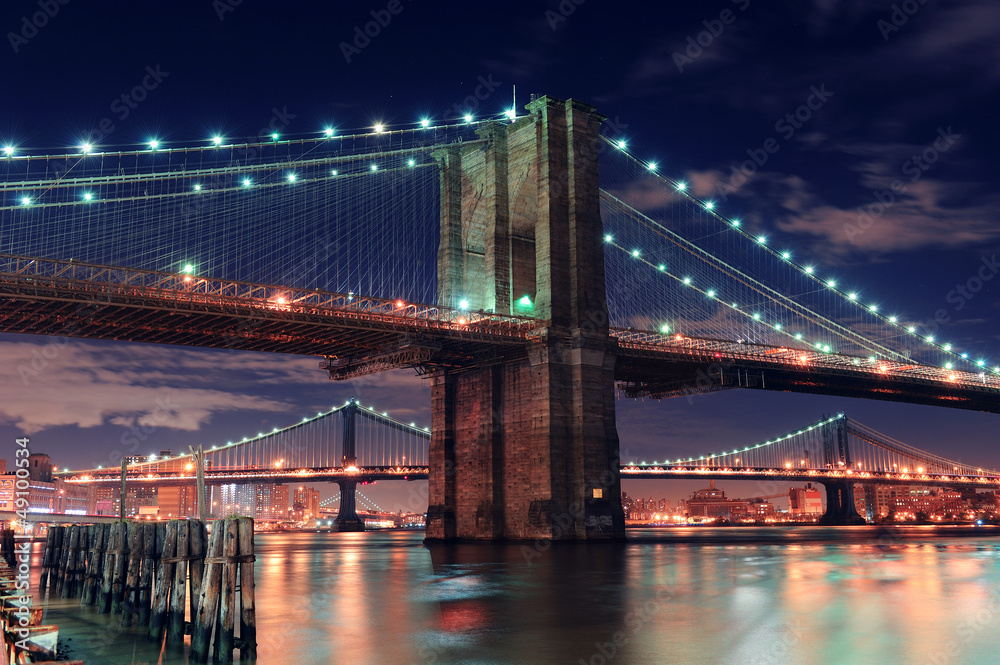 Obraz premium Urban bridge night scene