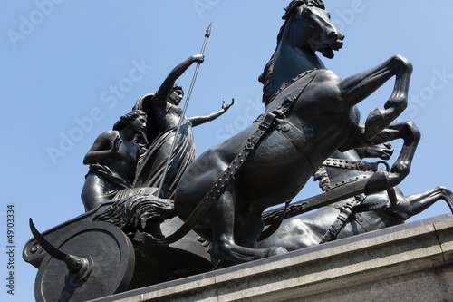 Statue der Boudicca in London photo