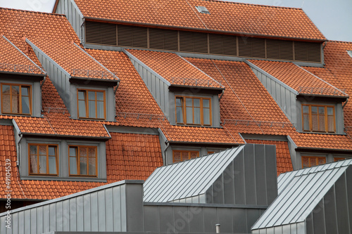 Modernes Wohnhaus mit Dacherkern