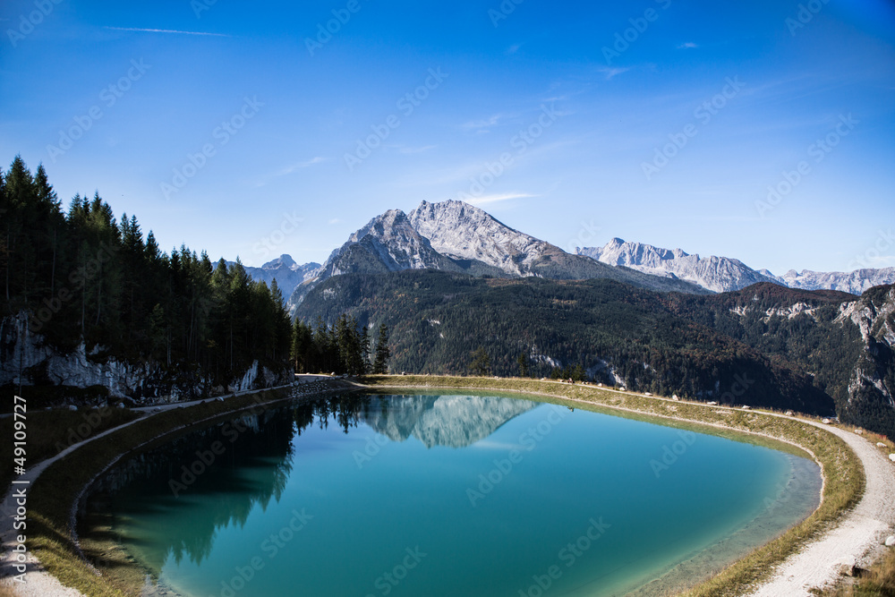 Alpen mit Spiegelung