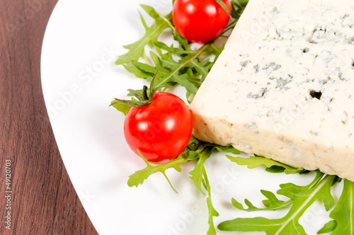 Blue cheese and cherry tomato