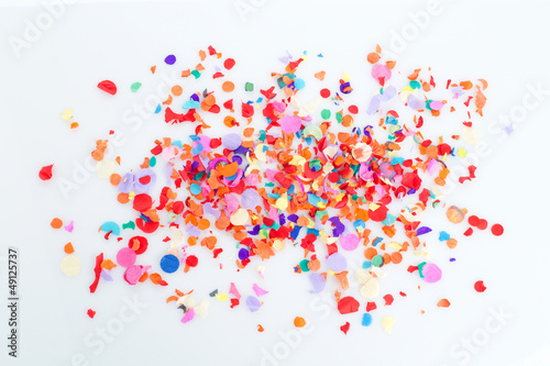Konfetti für eine Einladung oder ein Plakat für Feier
