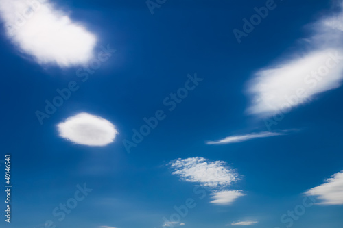 Fototapeta Naklejka Na Ścianę i Meble -  Fluffy clouds in a blue sky
