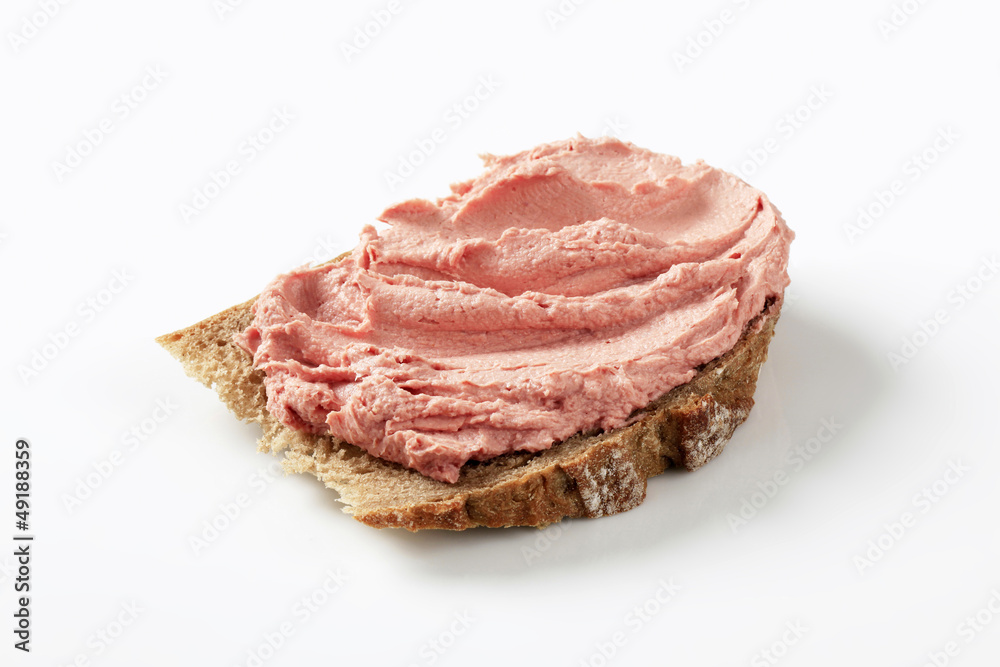 Bread with meat mousse