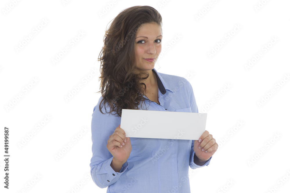 Frau mit Schild in den Händen