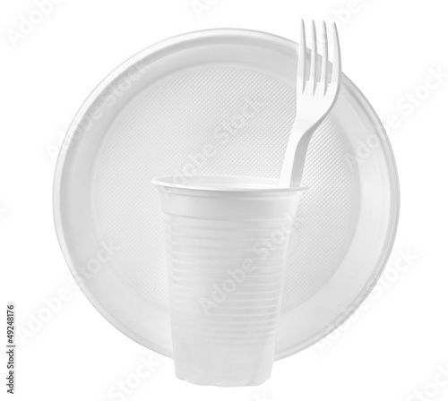 plastic plates and glasses