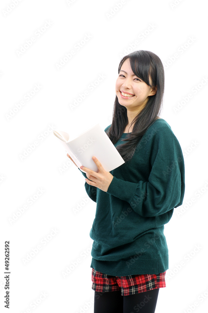 読書をする女の子 読書をする女の子
