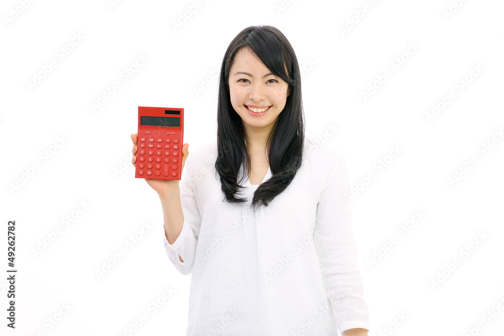 電卓を使う女性 電卓を使う女性