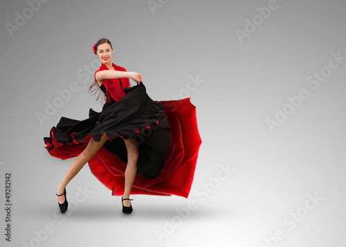 Obraz na płótnie Smiling flamenco dancer