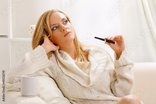 girl with e-cigarette photo