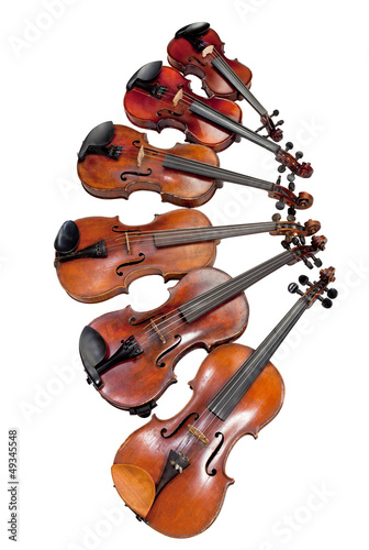 different sized violins