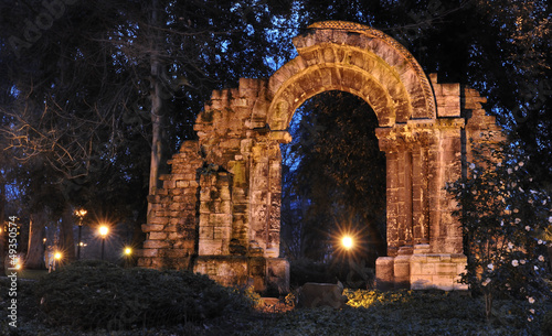 Arco de San Isidoro en Oviedo.