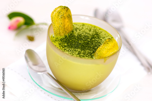Obraz na płótnie Tiramisu with green matcha tea w salonie