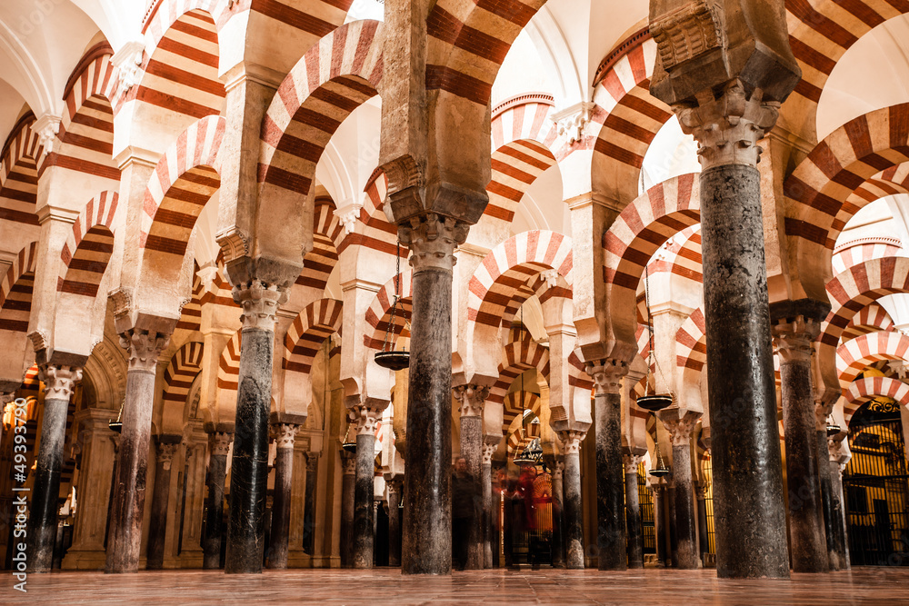The Great Mosque or Mezquita famous interior in Cordoba, Spain - obrazy, fototapety, plakaty 