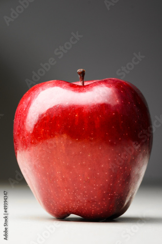 red delicious apple