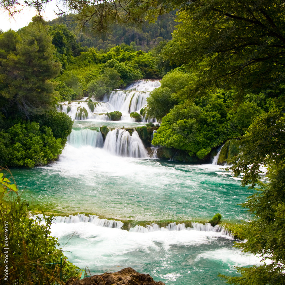 Naklejka premium Wodospady w Parku Narodowym Krka, Chorwacja