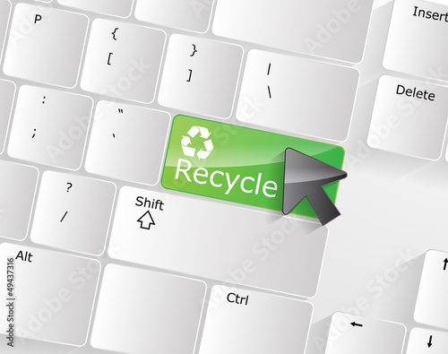 Computer keyboard - green key Recycle, close-up