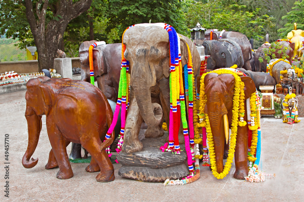 Naklejka premium Decorated elephants