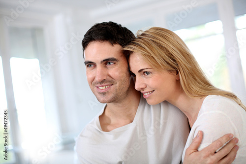 35-year-old couple looking toward their future © goodluz