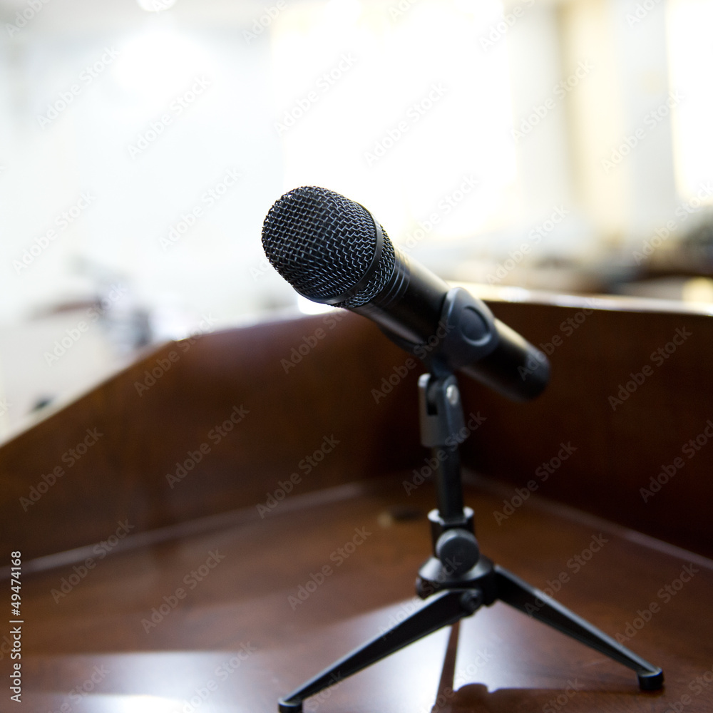 Speaker's table Speaker's table